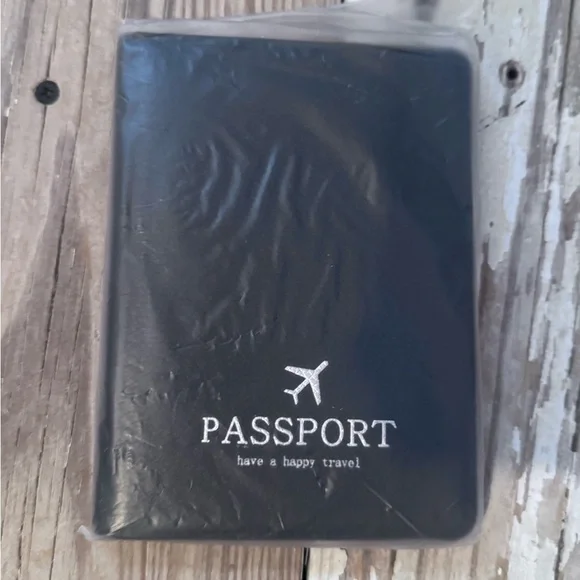Passport Wallet Black RFID Blocking NWT - Picture 2 of 6